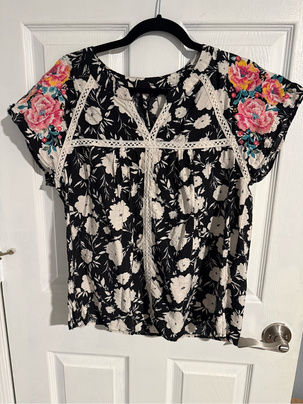 Floral Crochet-Trim Short Sleeve Top - Black with embroider Pink Floral Accents